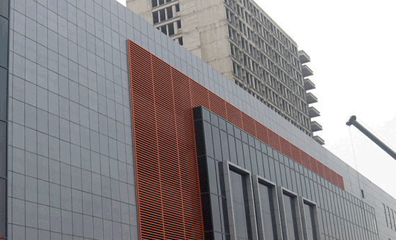 正新大廈寶潤達(dá)外墻保溫裝飾一體板工程