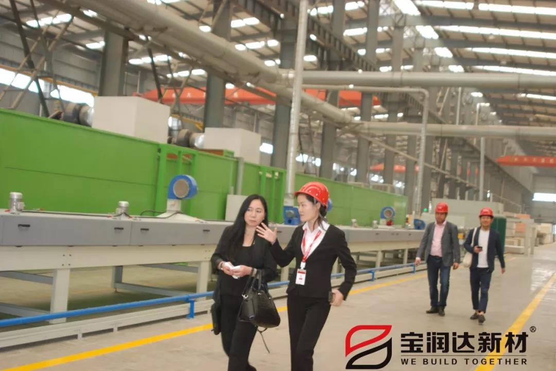 菲律賓及日本客戶一行聯(lián)合來訪寶潤達(dá)工廠