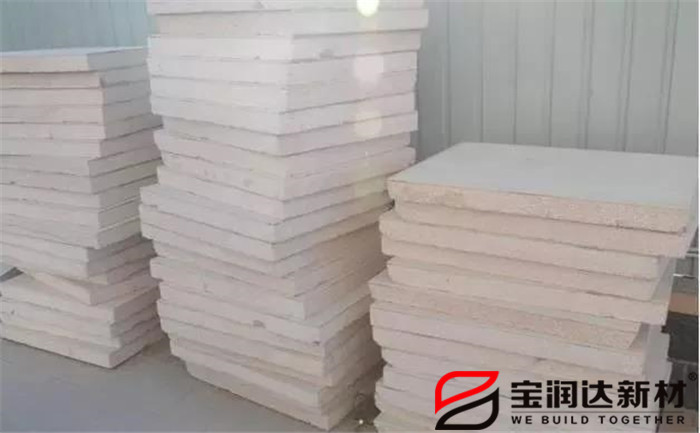 寶潤(rùn)達(dá)外墻保溫一體板施工