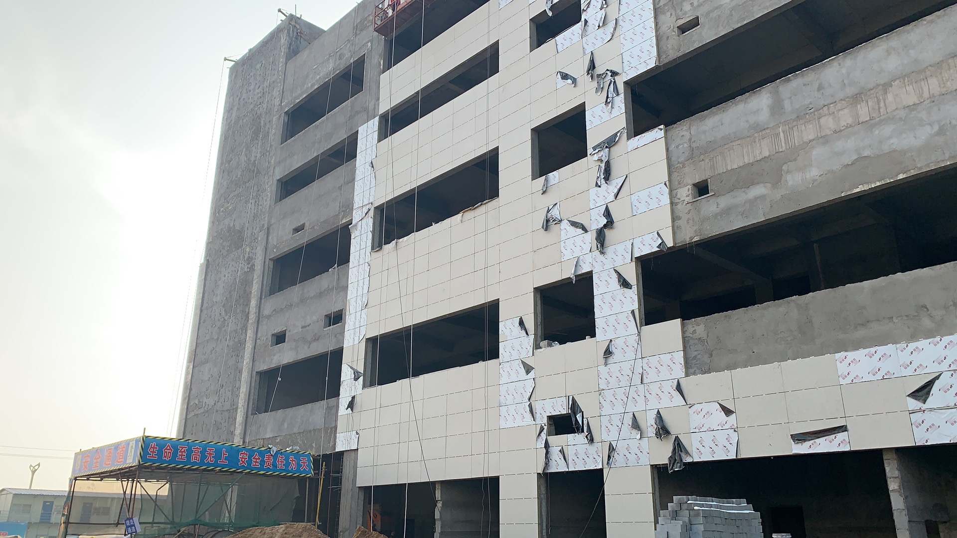 工程案例｜寶潤達外墻保溫一體板應用商丘人民醫院項目